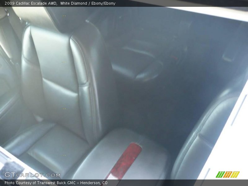 White Diamond / Ebony/Ebony 2009 Cadillac Escalade AWD