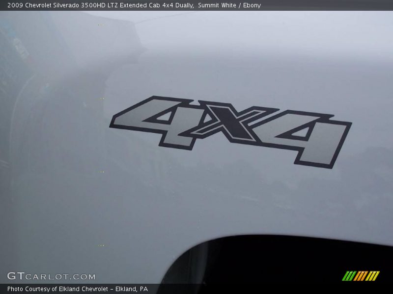 Summit White / Ebony 2009 Chevrolet Silverado 3500HD LTZ Extended Cab 4x4 Dually