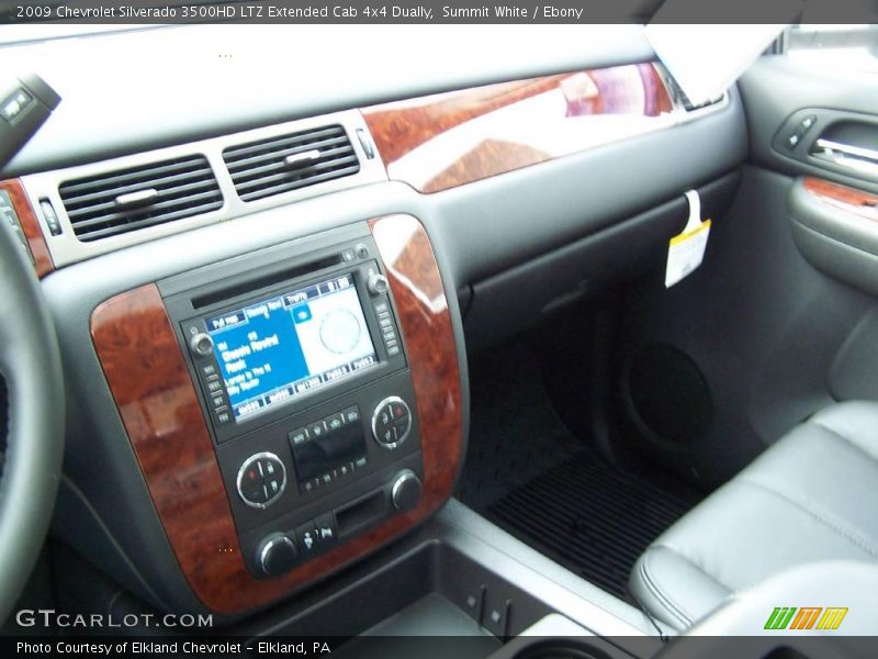 Summit White / Ebony 2009 Chevrolet Silverado 3500HD LTZ Extended Cab 4x4 Dually