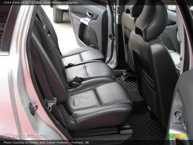 Silver Metallic / Graphite 2004 Volvo XC90 T6 AWD