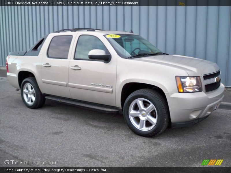 Gold Mist Metallic / Ebony/Light Cashmere 2007 Chevrolet Avalanche LTZ 4WD