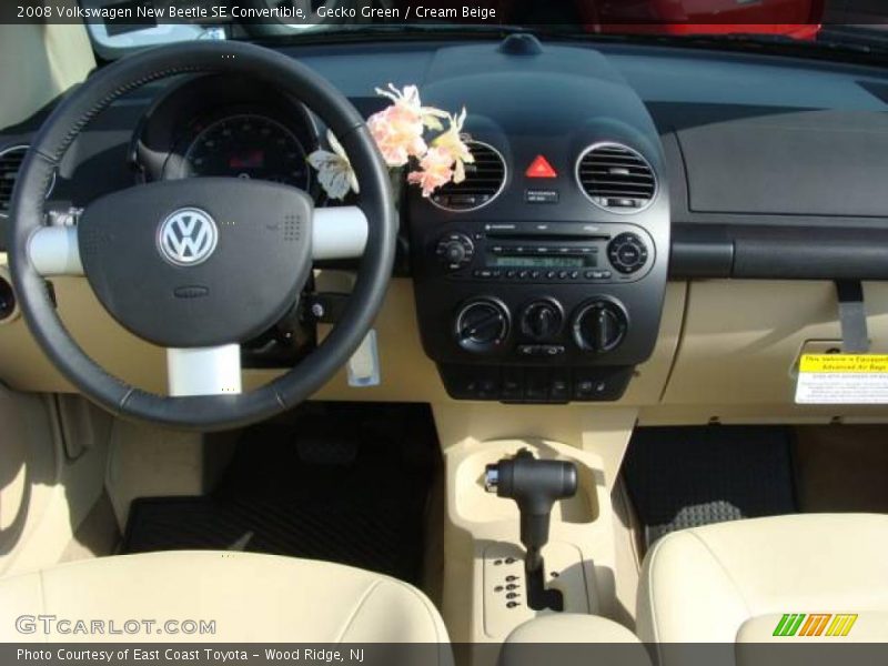 Gecko Green / Cream Beige 2008 Volkswagen New Beetle SE Convertible