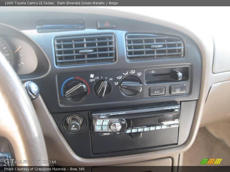 Dark Emerald Green Metallic / Beige 1996 Toyota Camry LE Sedan