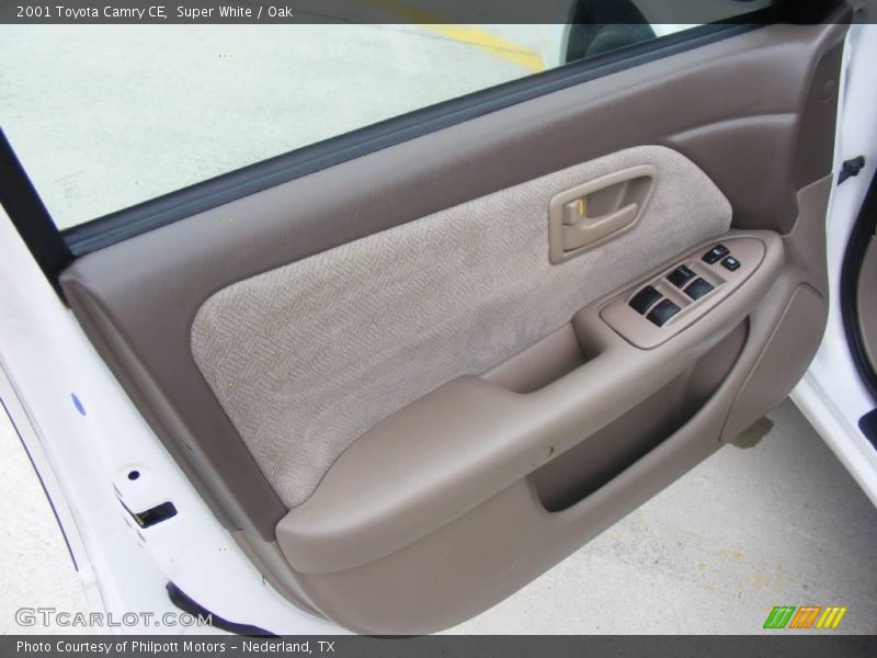 Super White / Oak 2001 Toyota Camry CE