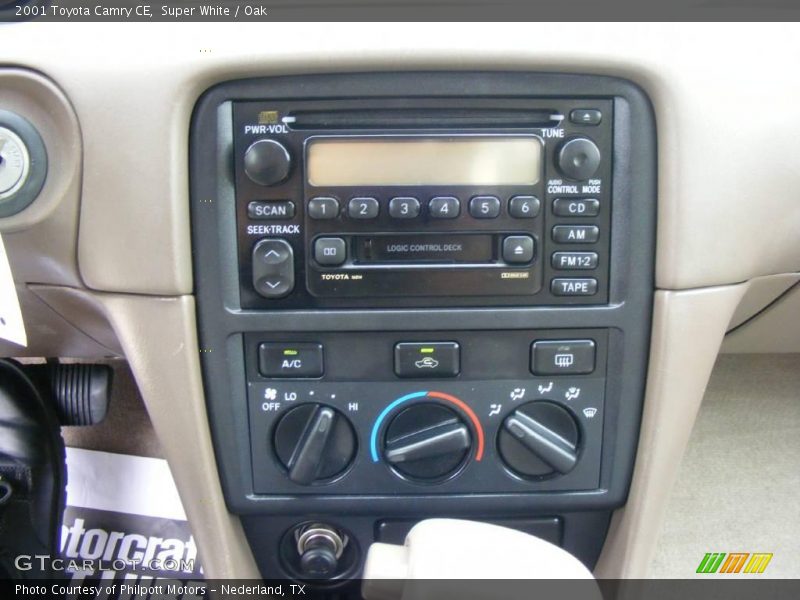 Super White / Oak 2001 Toyota Camry CE