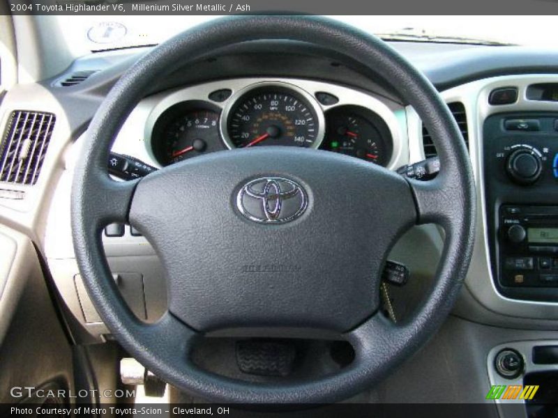 Millenium Silver Metallic / Ash 2004 Toyota Highlander V6