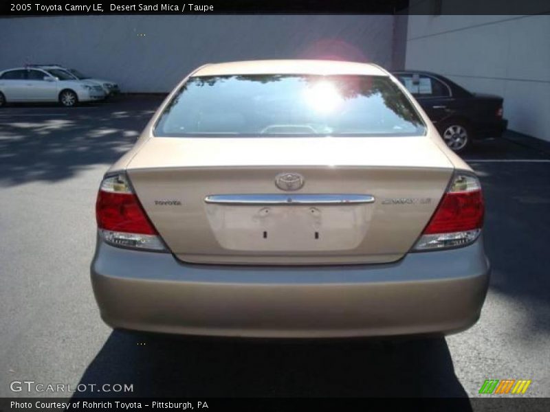Desert Sand Mica / Taupe 2005 Toyota Camry LE