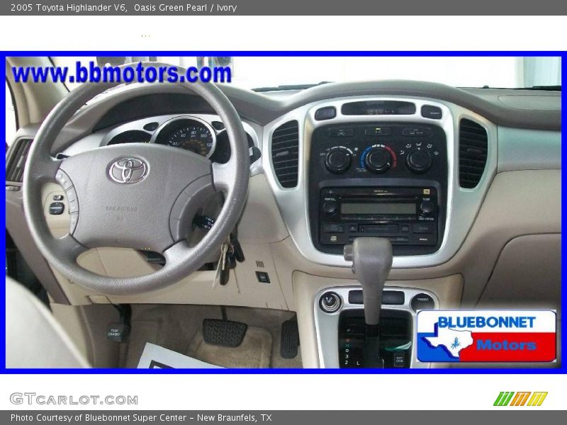 Oasis Green Pearl / Ivory 2005 Toyota Highlander V6