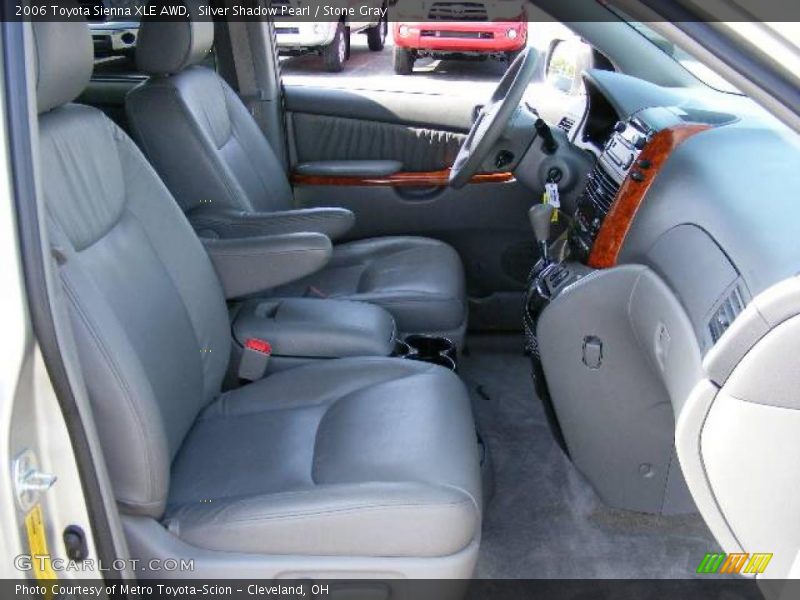 Silver Shadow Pearl / Stone Gray 2006 Toyota Sienna XLE AWD