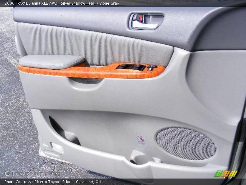 Silver Shadow Pearl / Stone Gray 2006 Toyota Sienna XLE AWD