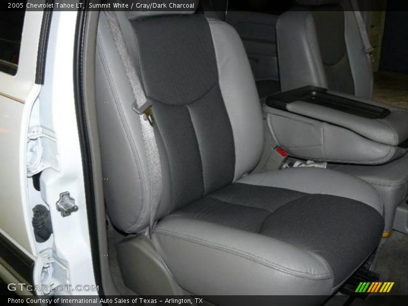 Summit White / Gray/Dark Charcoal 2005 Chevrolet Tahoe LT