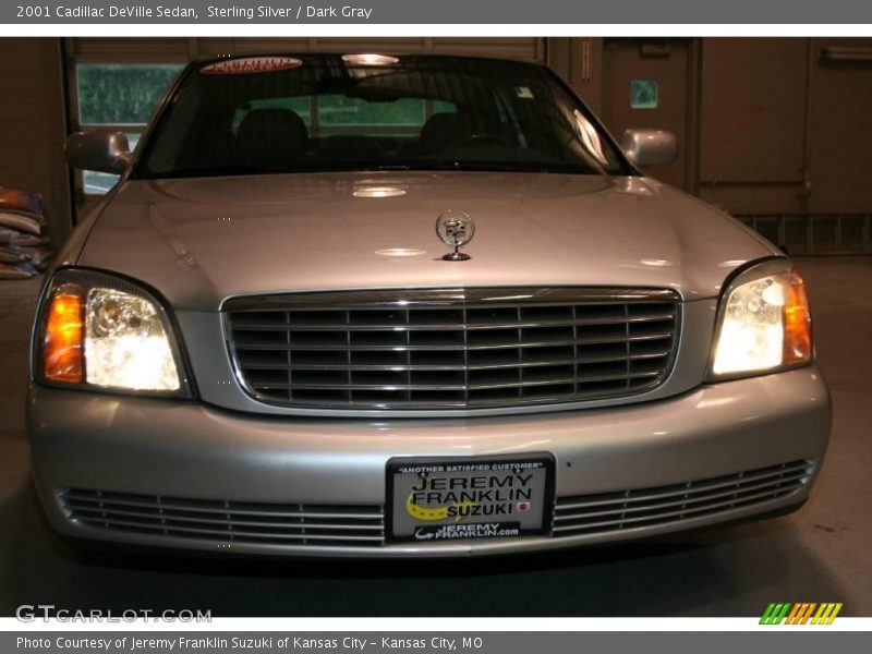 Sterling Silver / Dark Gray 2001 Cadillac DeVille Sedan