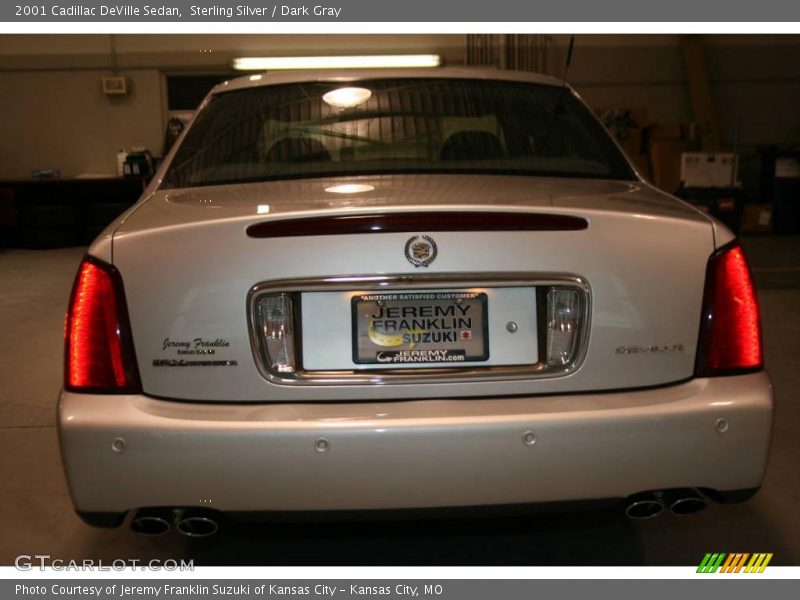 Sterling Silver / Dark Gray 2001 Cadillac DeVille Sedan