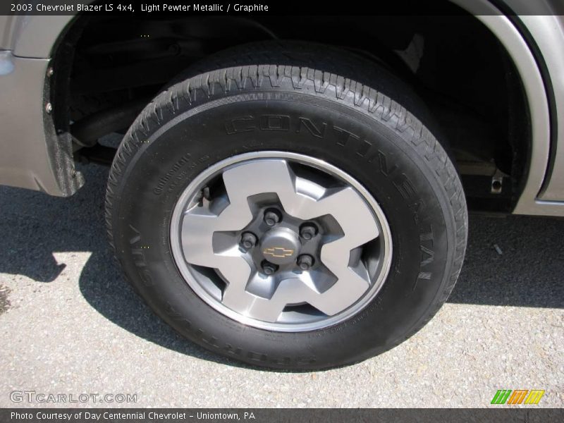 Light Pewter Metallic / Graphite 2003 Chevrolet Blazer LS 4x4