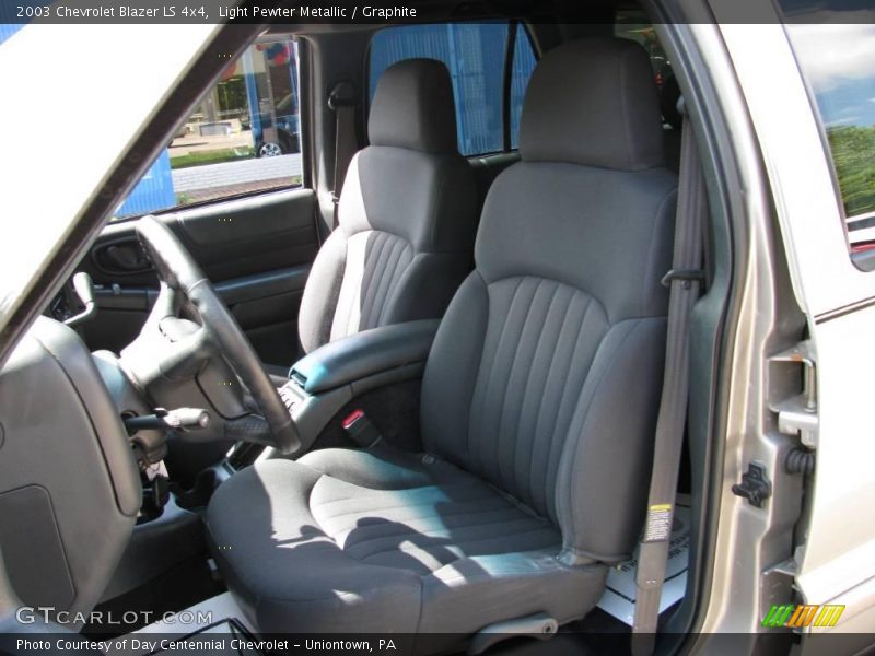 Light Pewter Metallic / Graphite 2003 Chevrolet Blazer LS 4x4
