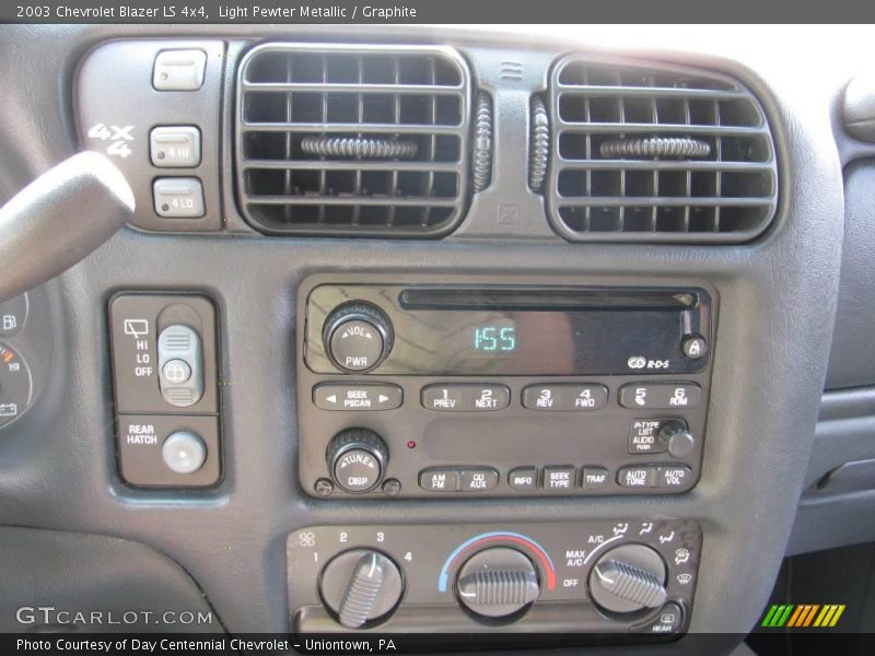 Light Pewter Metallic / Graphite 2003 Chevrolet Blazer LS 4x4