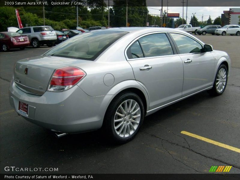 Quicksilver / Gray 2009 Saturn Aura XR V6