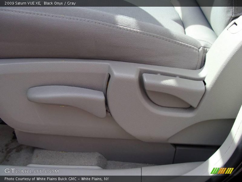 Black Onyx / Gray 2009 Saturn VUE XE