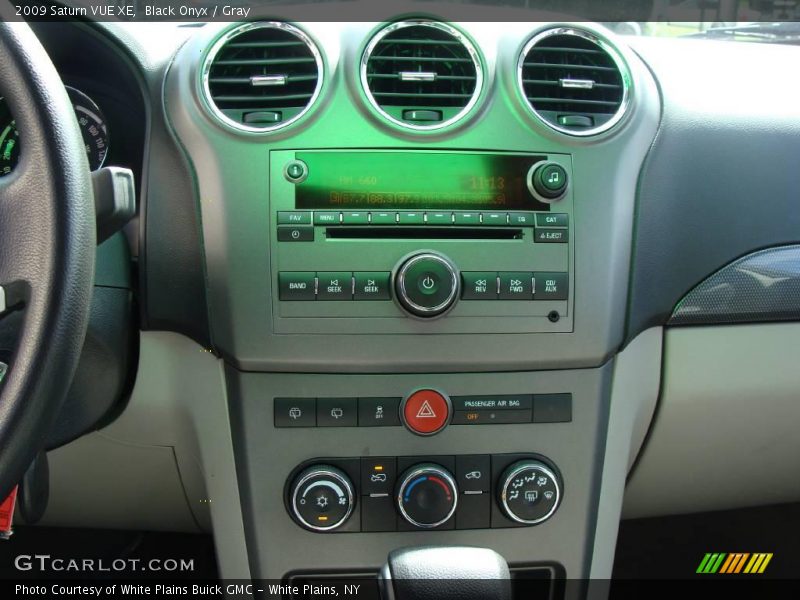 Black Onyx / Gray 2009 Saturn VUE XE