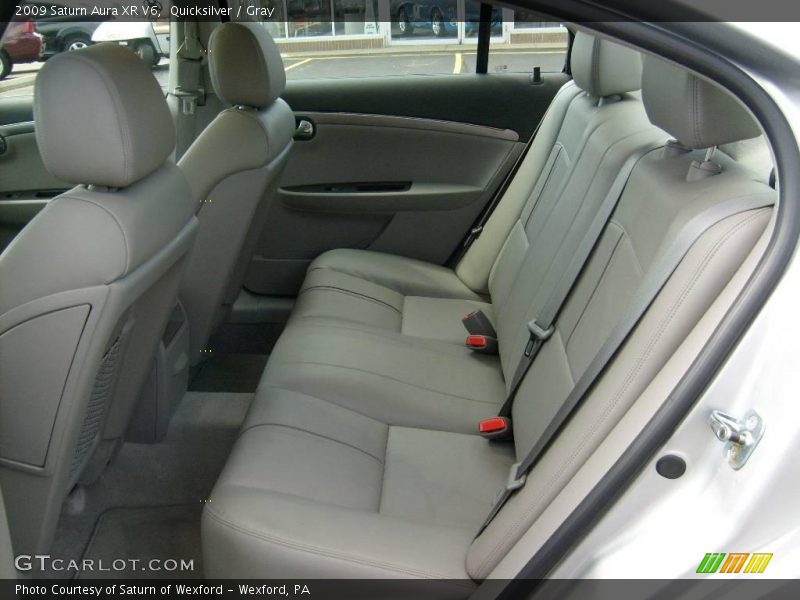 Quicksilver / Gray 2009 Saturn Aura XR V6