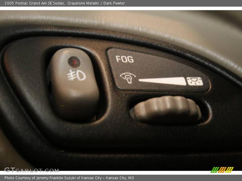 Graystone Metallic / Dark Pewter 2005 Pontiac Grand Am SE Sedan