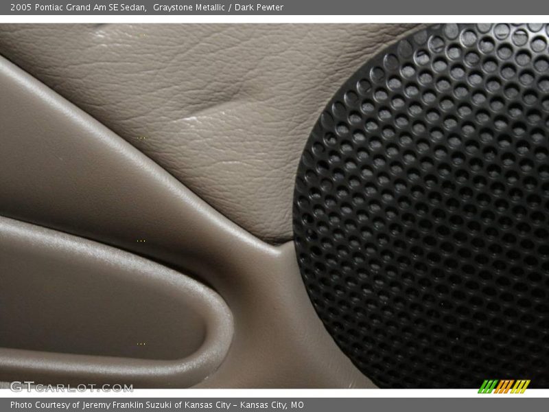 Graystone Metallic / Dark Pewter 2005 Pontiac Grand Am SE Sedan