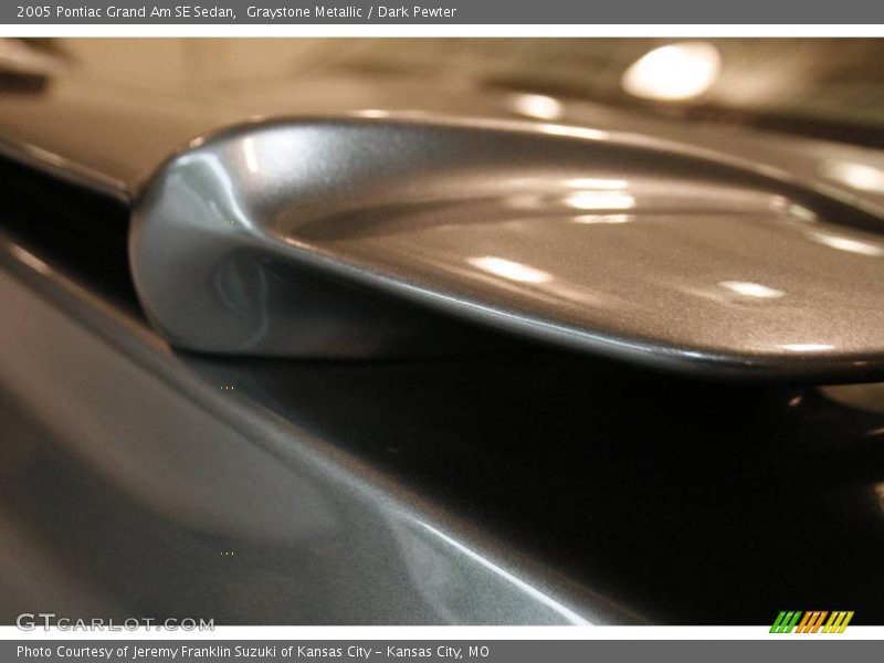 Graystone Metallic / Dark Pewter 2005 Pontiac Grand Am SE Sedan