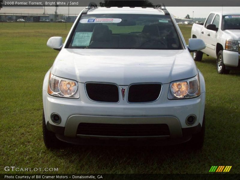 Bright White / Sand 2008 Pontiac Torrent