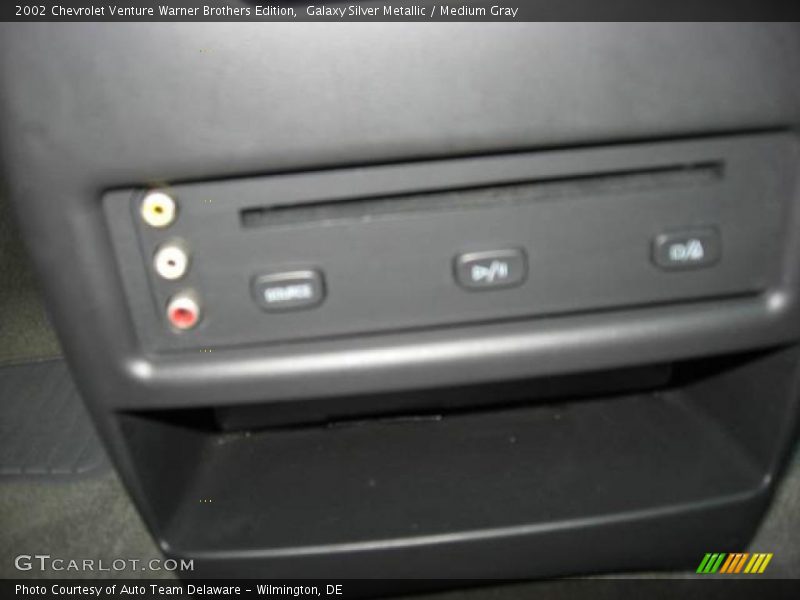 Galaxy Silver Metallic / Medium Gray 2002 Chevrolet Venture Warner Brothers Edition