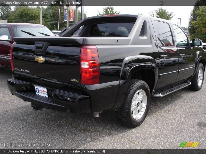 Black / Ebony 2009 Chevrolet Avalanche Z71 4x4