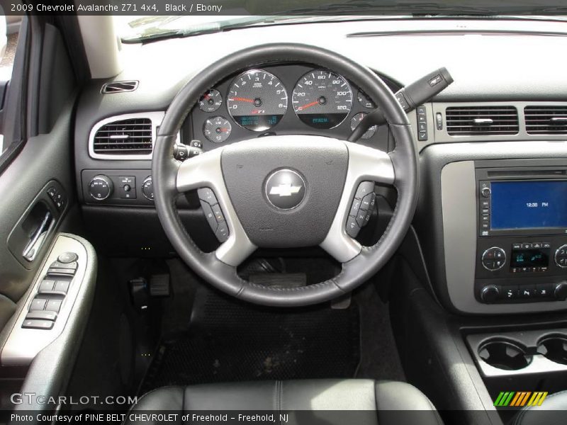 Black / Ebony 2009 Chevrolet Avalanche Z71 4x4