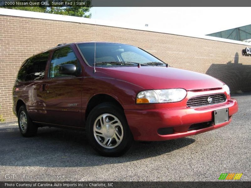 Sunset Red / Slate 2000 Nissan Quest GXE
