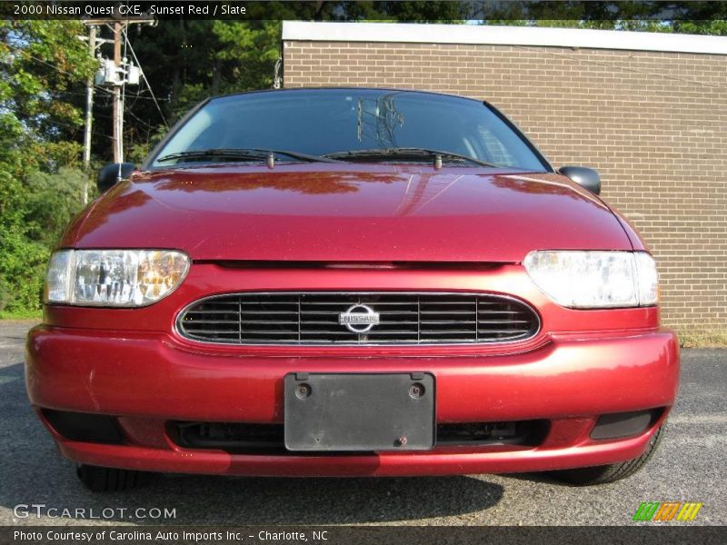 Sunset Red / Slate 2000 Nissan Quest GXE