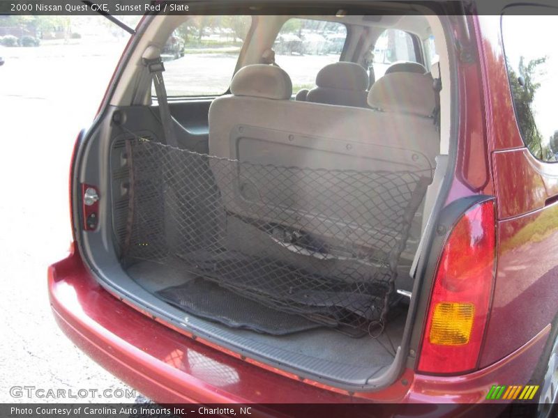 Sunset Red / Slate 2000 Nissan Quest GXE