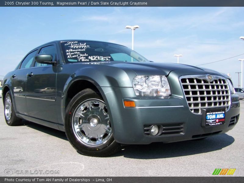 Magnesium Pearl / Dark Slate Gray/Light Graystone 2005 Chrysler 300 Touring