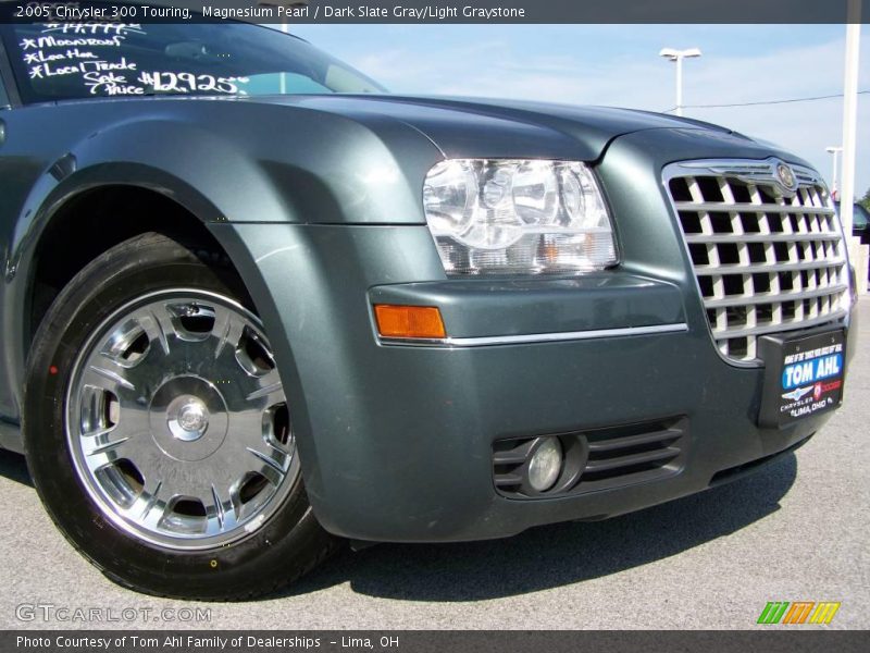 Magnesium Pearl / Dark Slate Gray/Light Graystone 2005 Chrysler 300 Touring