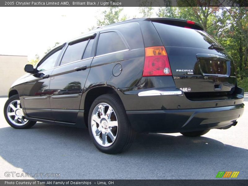Brilliant Black / Light Taupe 2005 Chrysler Pacifica Limited AWD