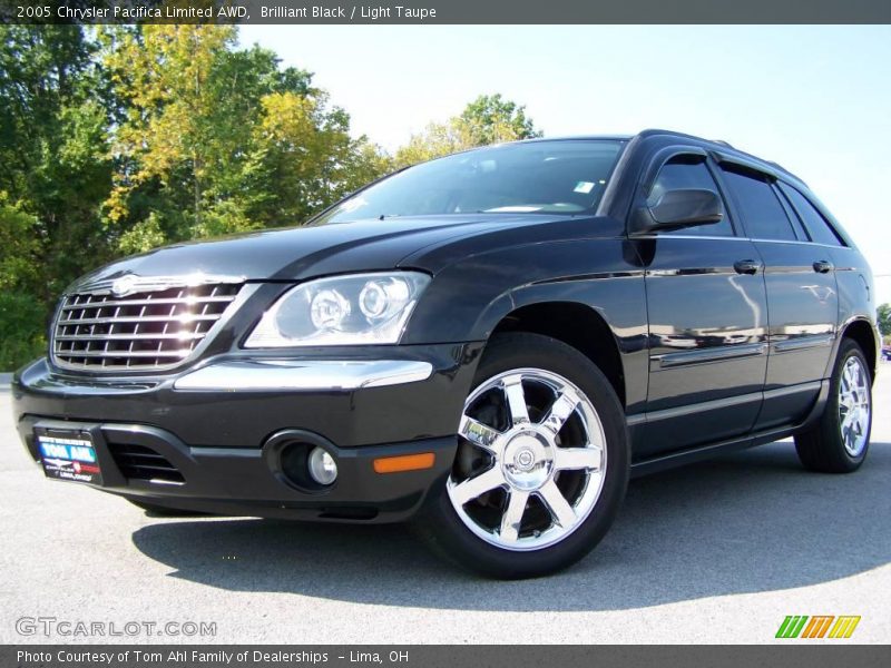 Brilliant Black / Light Taupe 2005 Chrysler Pacifica Limited AWD