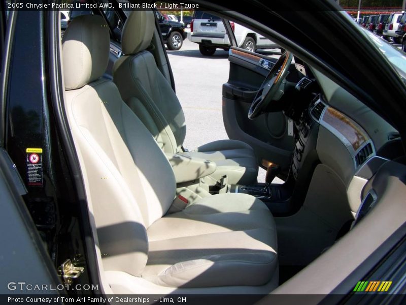 Brilliant Black / Light Taupe 2005 Chrysler Pacifica Limited AWD