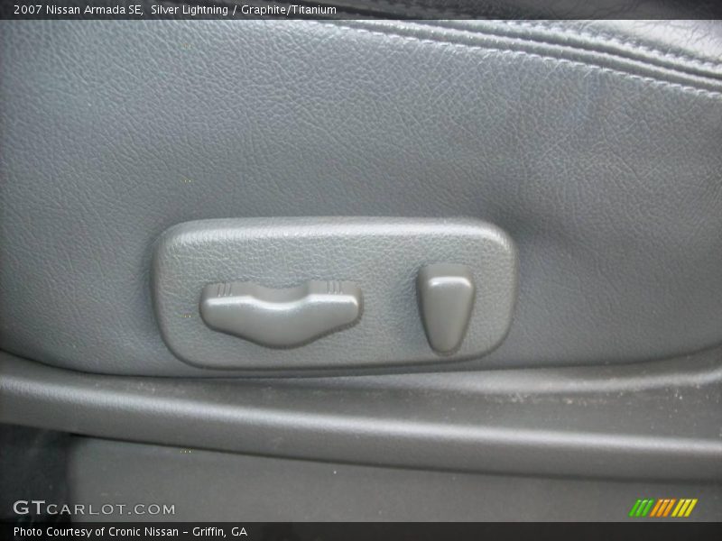 Silver Lightning / Graphite/Titanium 2007 Nissan Armada SE