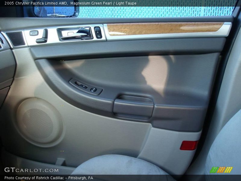 Magnesium Green Pearl / Light Taupe 2005 Chrysler Pacifica Limited AWD