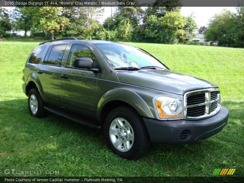 Mineral Gray Metallic / Medium Slate Gray 2005 Dodge Durango ST 4x4