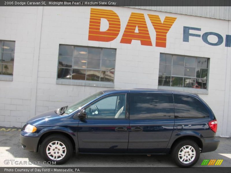 Midnight Blue Pearl / Medium Slate Gray 2006 Dodge Caravan SE
