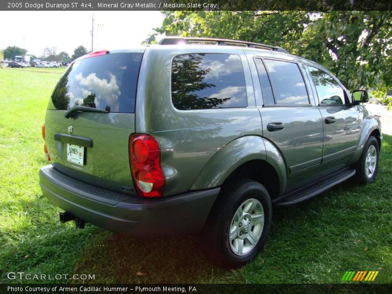 Mineral Gray Metallic / Medium Slate Gray 2005 Dodge Durango ST 4x4