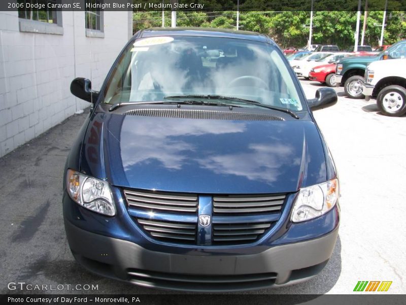 Midnight Blue Pearl / Medium Slate Gray 2006 Dodge Caravan SE
