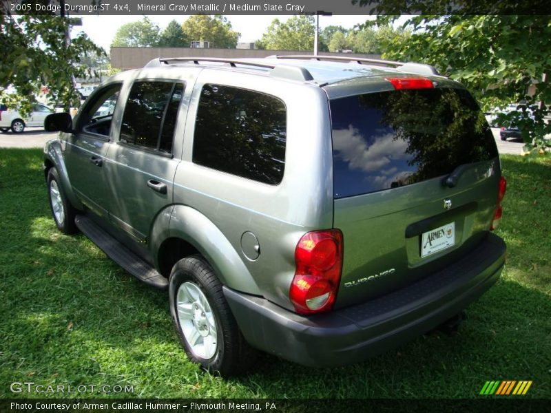 Mineral Gray Metallic / Medium Slate Gray 2005 Dodge Durango ST 4x4