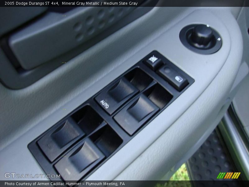 Mineral Gray Metallic / Medium Slate Gray 2005 Dodge Durango ST 4x4