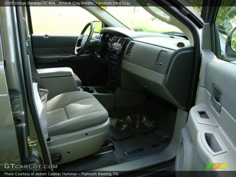 Mineral Gray Metallic / Medium Slate Gray 2005 Dodge Durango ST 4x4