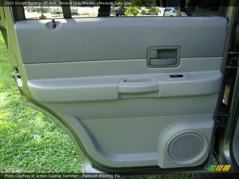 Mineral Gray Metallic / Medium Slate Gray 2005 Dodge Durango ST 4x4