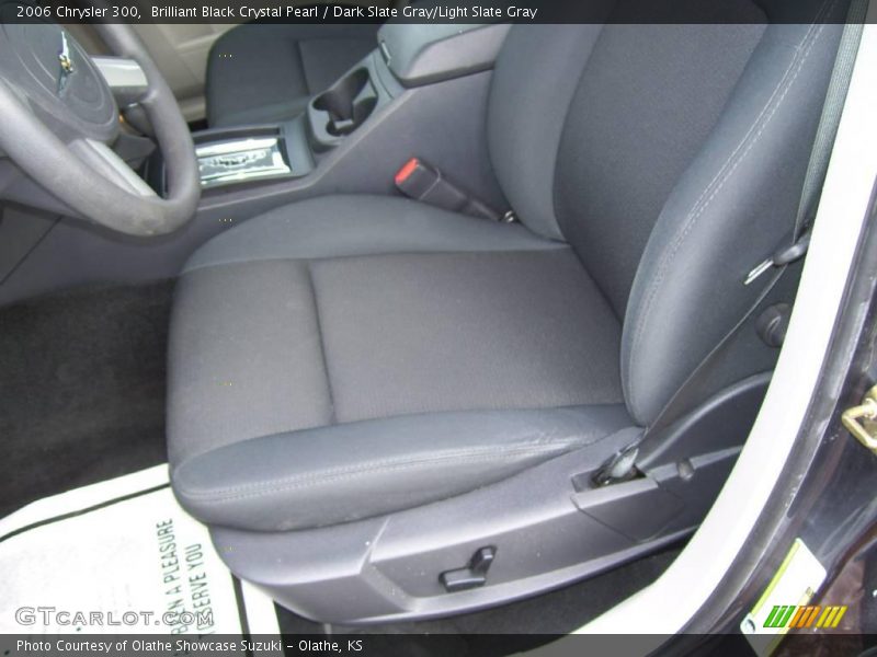 Brilliant Black Crystal Pearl / Dark Slate Gray/Light Slate Gray 2006 Chrysler 300